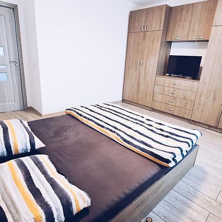 Apartament Dem Radulescu 3 Camere! Râmnicu Vâlcea Eksteriør billede