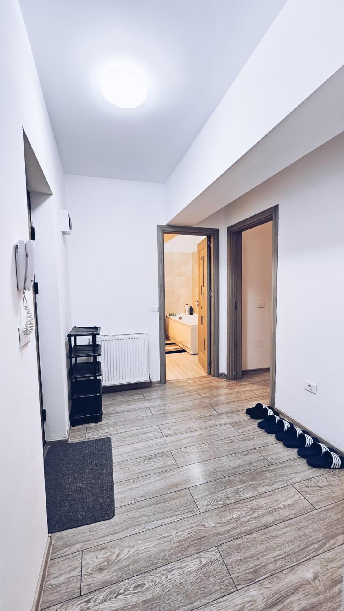 Apartament Dem Radulescu 3 Camere! Râmnicu Vâlcea Eksteriør billede